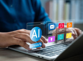 Pemula di dunia kripto yang mempelajari dasar-dasar trading otomatis berbasis AI